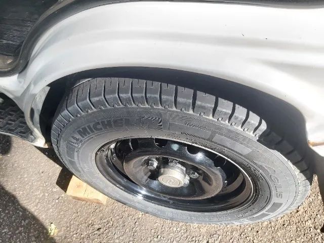 Caminhão HR / carroceria. Estado de 0 km! - Foto 10