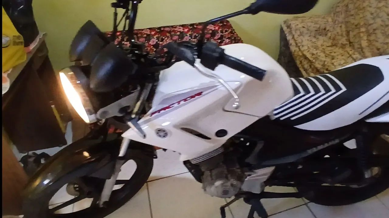 YAMAHA FACTOR 125 - 2014 - Foto 2