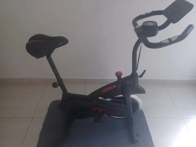 Bicicleta Ergométrica Spinning Rmira NT7 com Bluetooth e Tapete