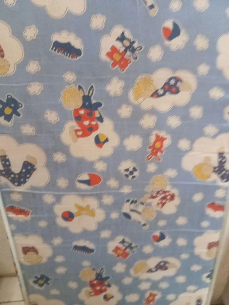 Vendo dois colchões de berço 