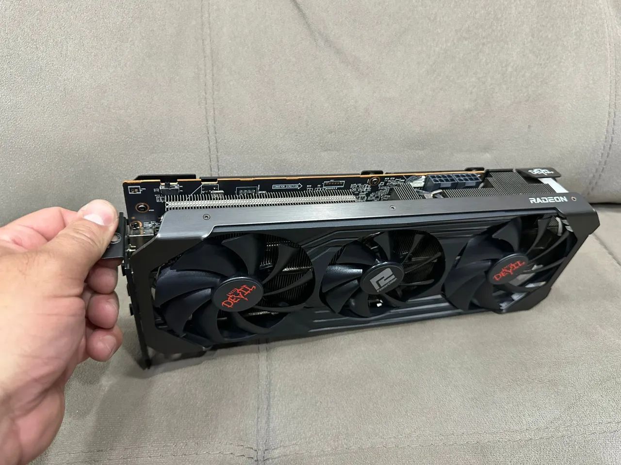 Placa de vídeo RX 6700 XT RED DEVIL 12 GB - Foto 5