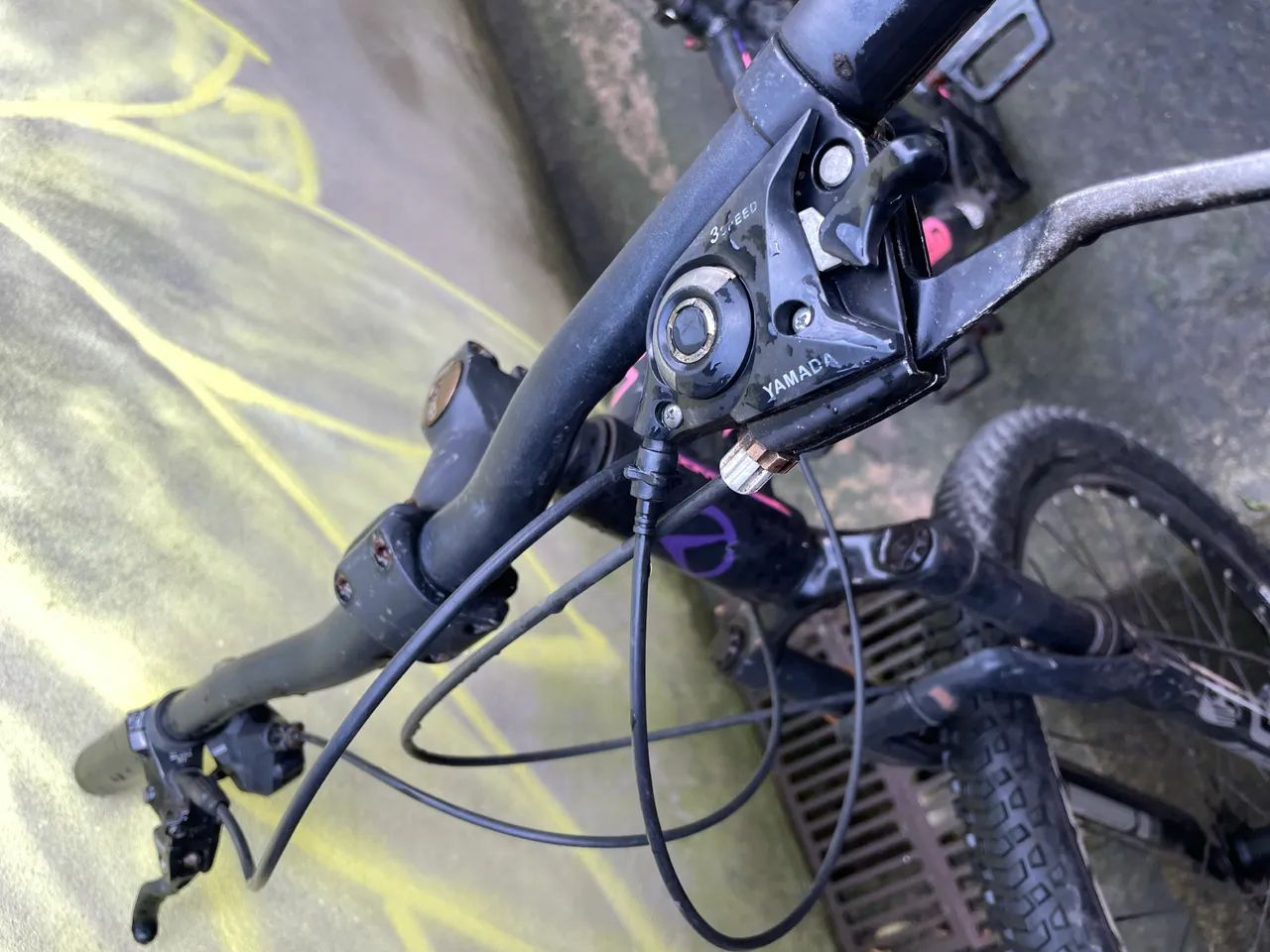 Bicicleta Pandora Usada | Preta e Rosa - Foto 2