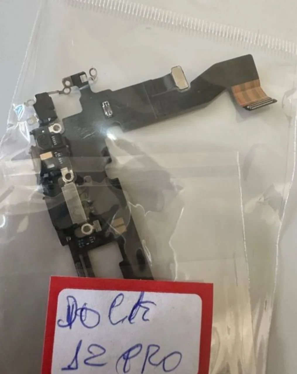 Conector De Carga iPhone 12 / 12 Pro (Original)<br>Ref: 10827<br>Modelo: 821-02627