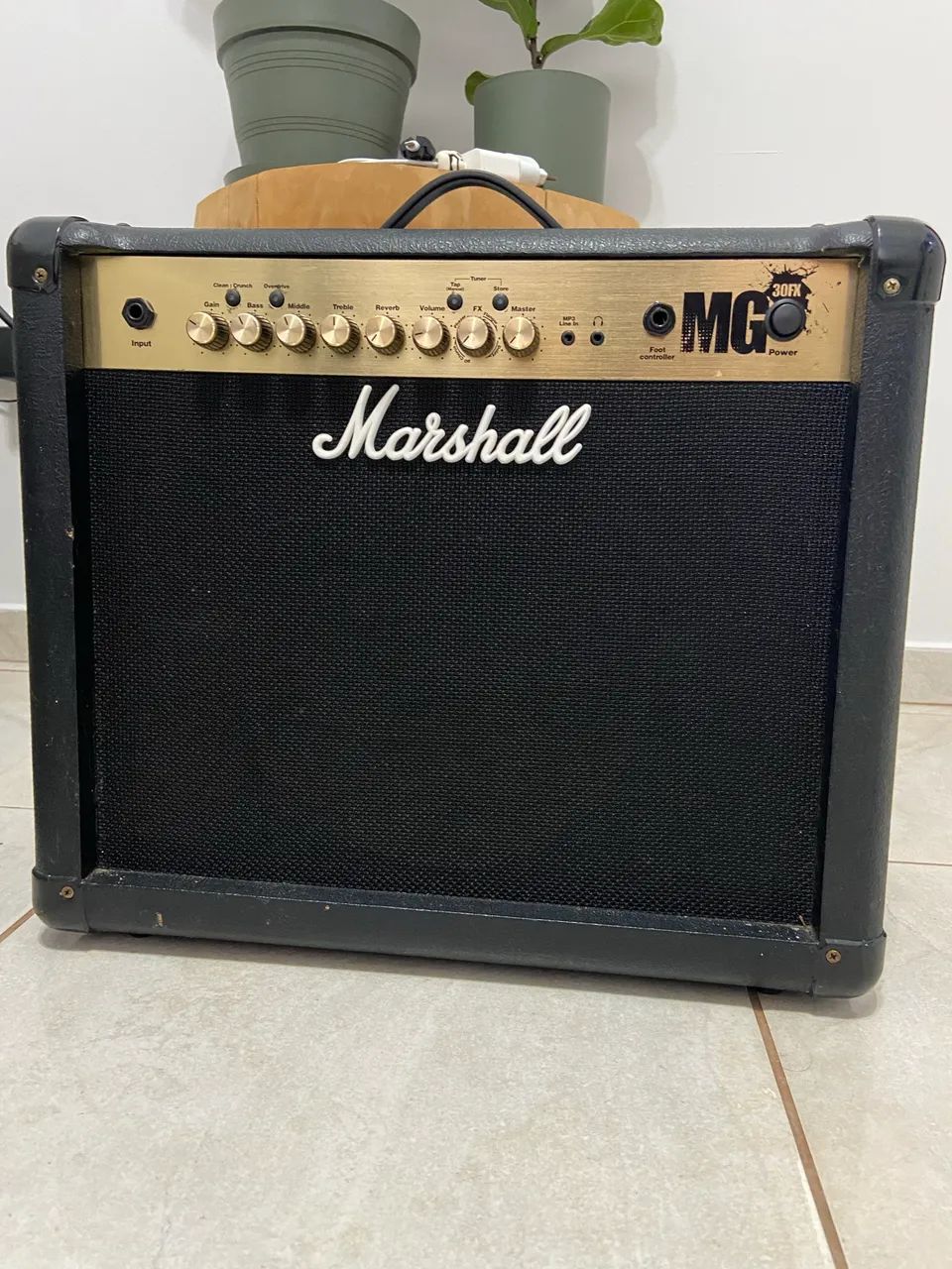 Amplificador marshall mg30fx