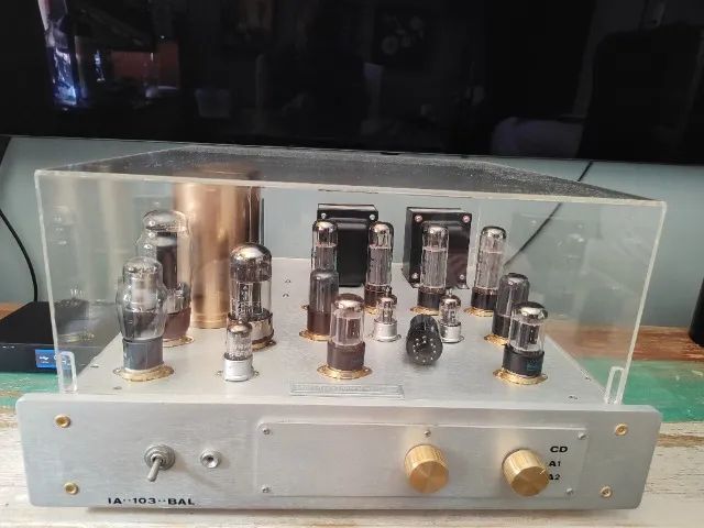 AMPLIFICADOR VALVULADO HI-END SPACE-TECH LAB IA-103-BAL (REGULATED VERSION)
