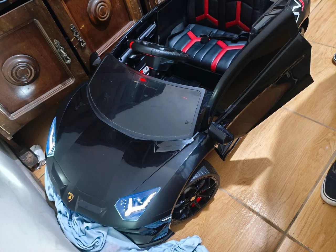 Carrinho elétrico infantil 
