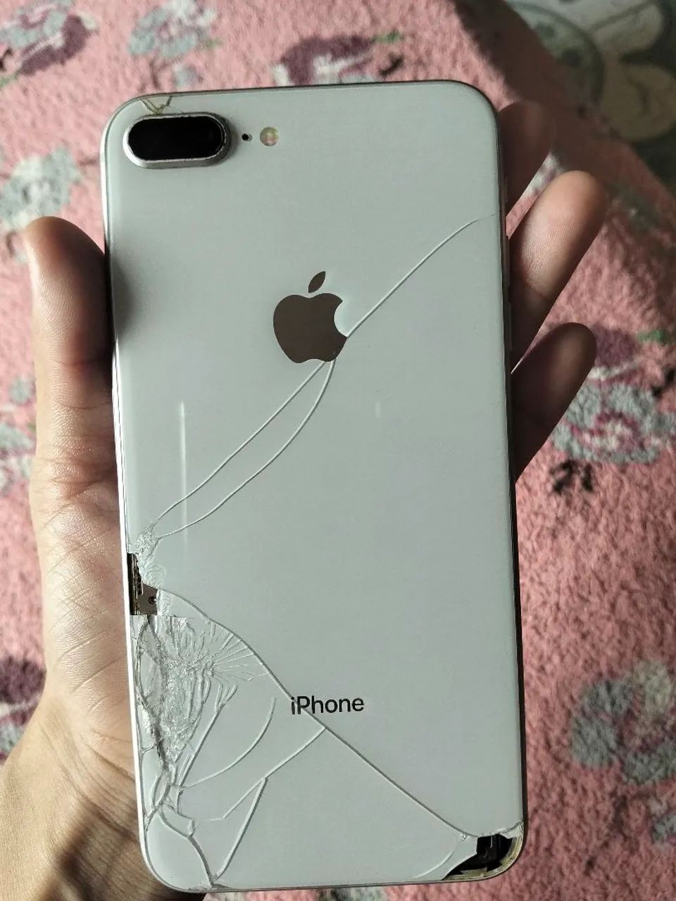 Vende-se iPhone 8 plus 