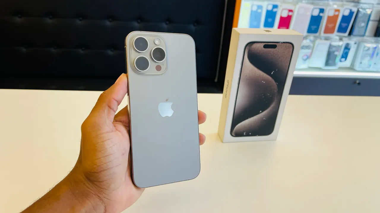 IPHONE 15 PRO MAX 256GB FACE ID ON - Celulares e Smartphones