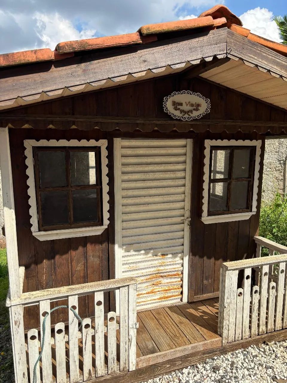 Casinha infantil de madeira