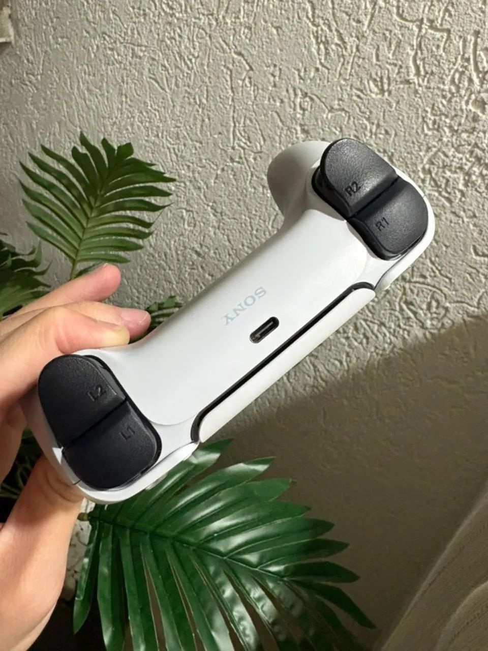 Controle PS5 DualSense Branco - Original - Foto 6