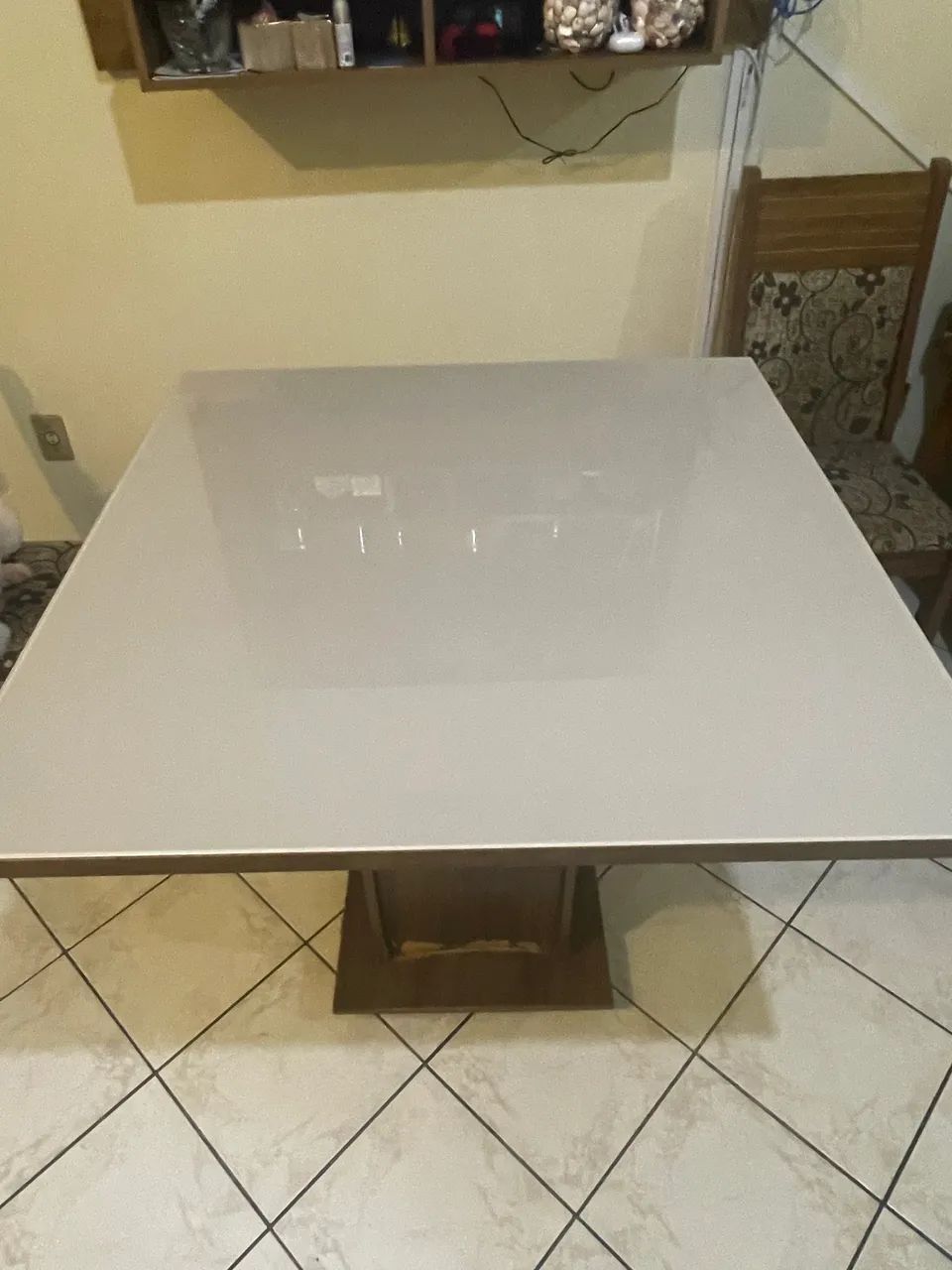 Mesa de 4 Cadeiras 