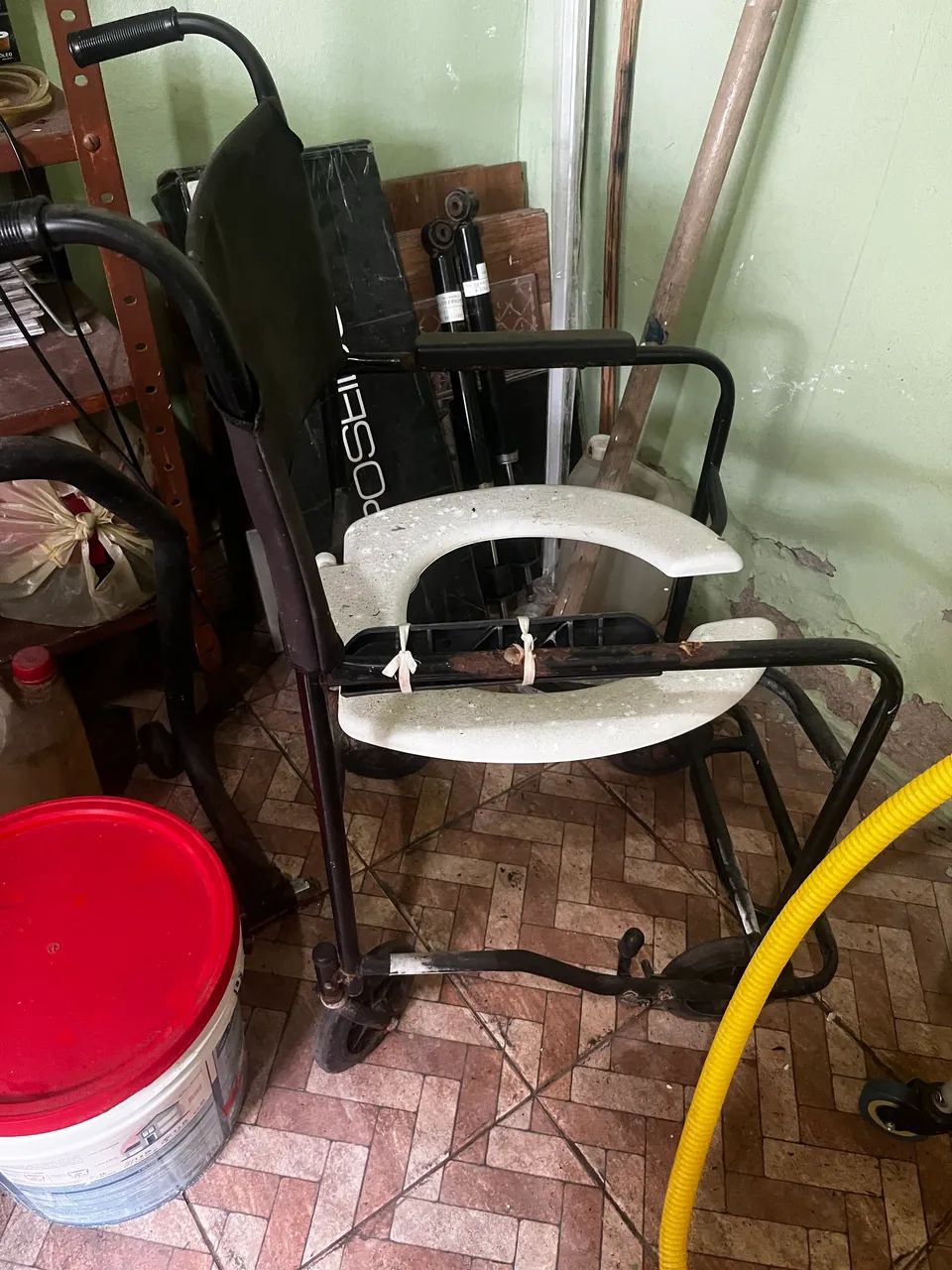 Cadeira de banho para doar