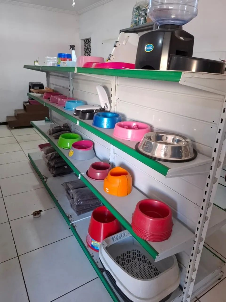 Gôndolas de Aço Comerciais - Parede e Central - Foto 3