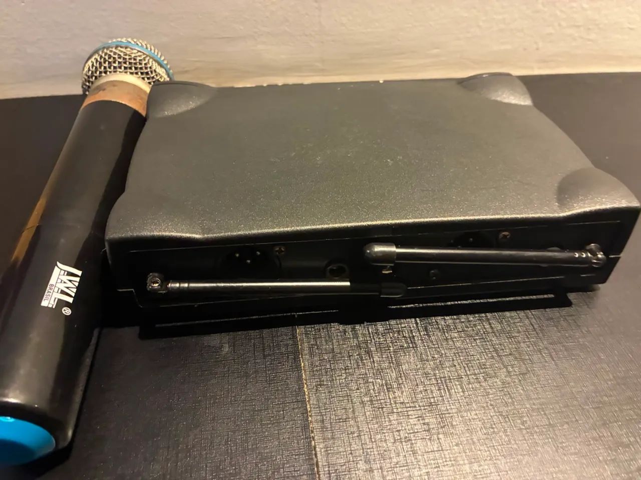 Microfone Sem Fio UHF JWL U-585 - Foto 3
