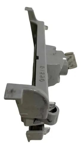 Luz De Placa Toyota Etios Sedan 2018 812700d080 - Foto 6