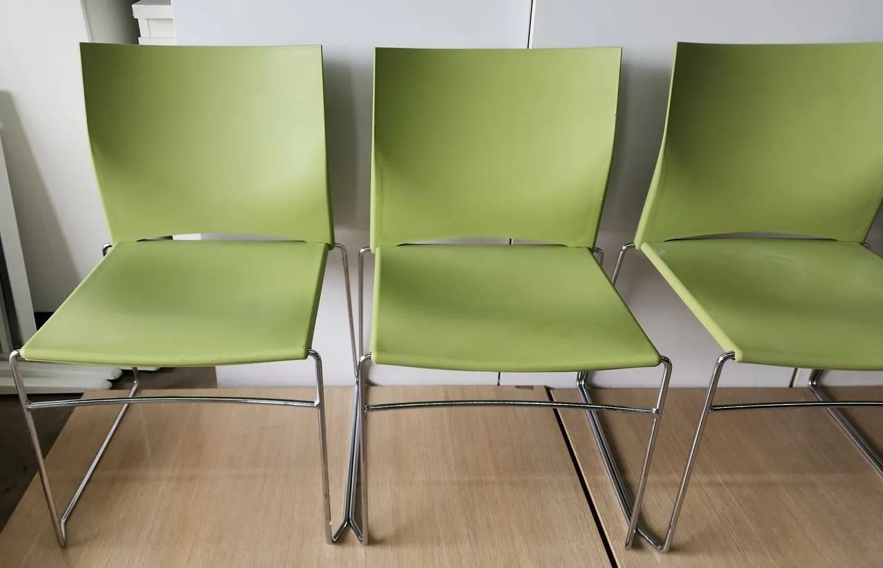 Cadeira com pés cromados 4 unidades Usado retirada - Foto 3
