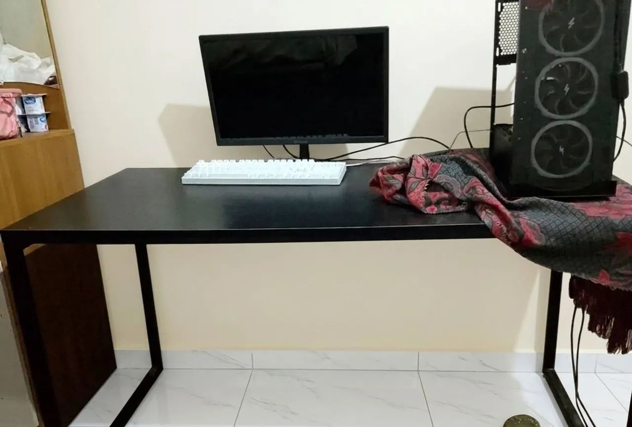 Vendo mesa de escritório 