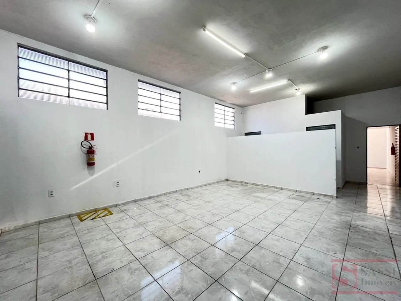 Sala Comercial em JARDIM CAMPO BELO - Foto 2