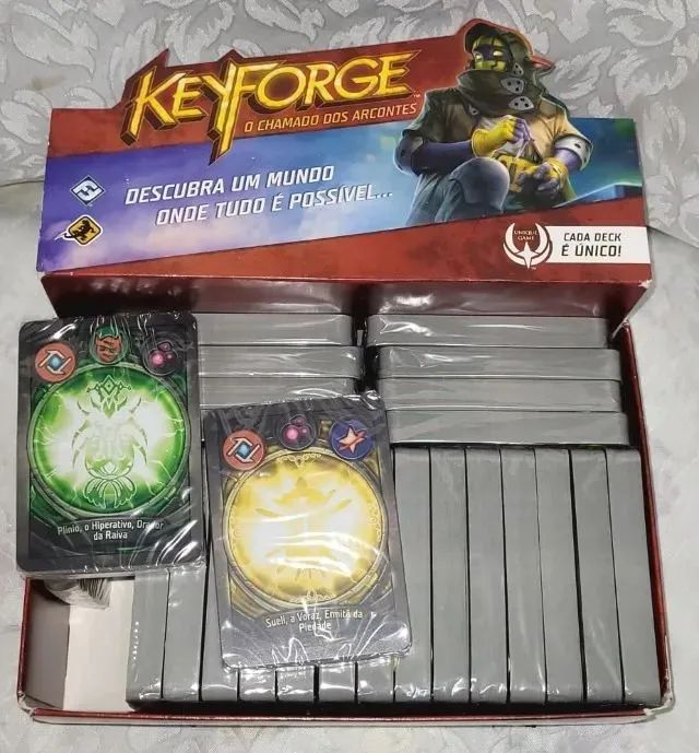 KeyForge - Caixas formato expositoras (+-25 decks únicos em cada caixa) - Maceió - Foto 4