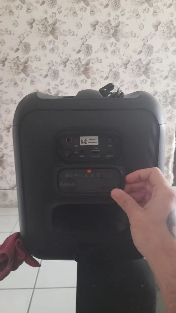 Caixa de som JBL PartyBox Encore - Foto 4