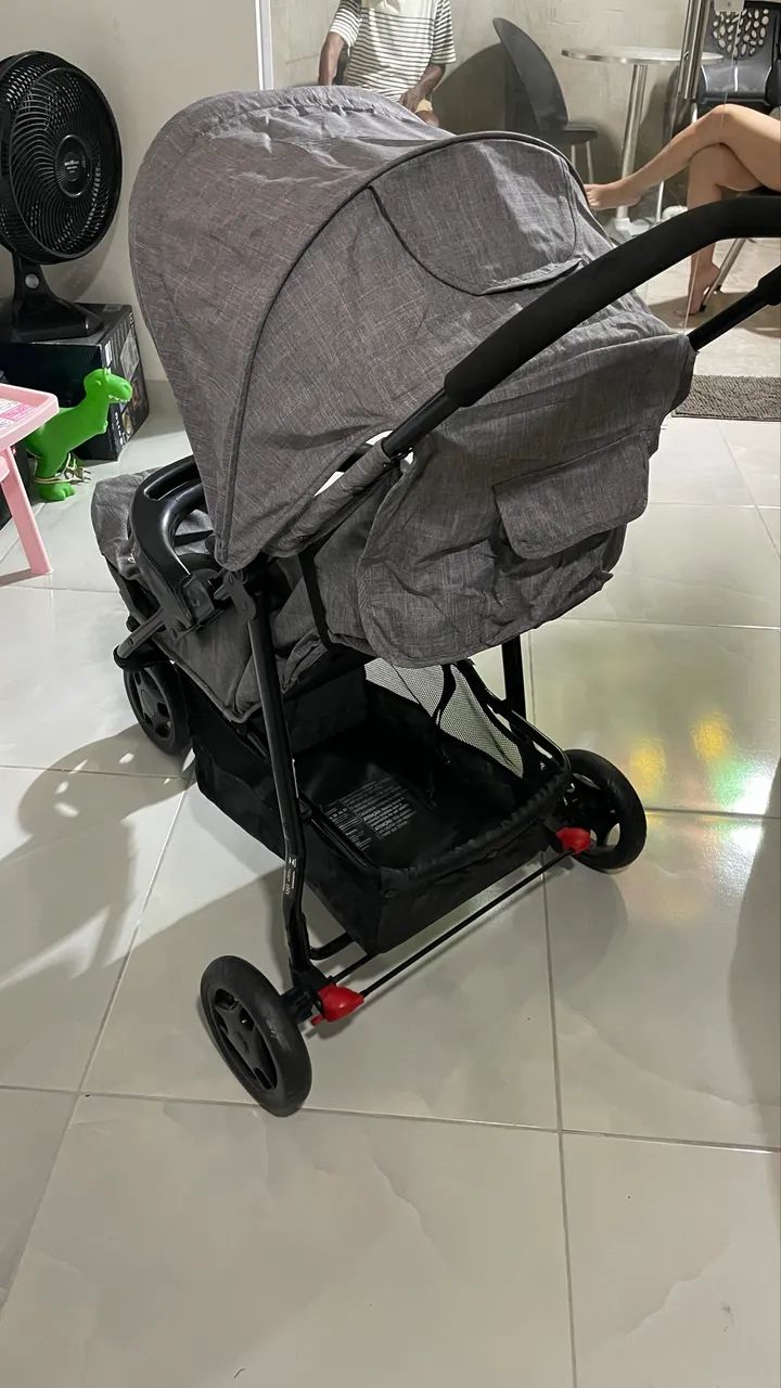 Kit Carrinho de bebê + Bebê conforto - Foto 2