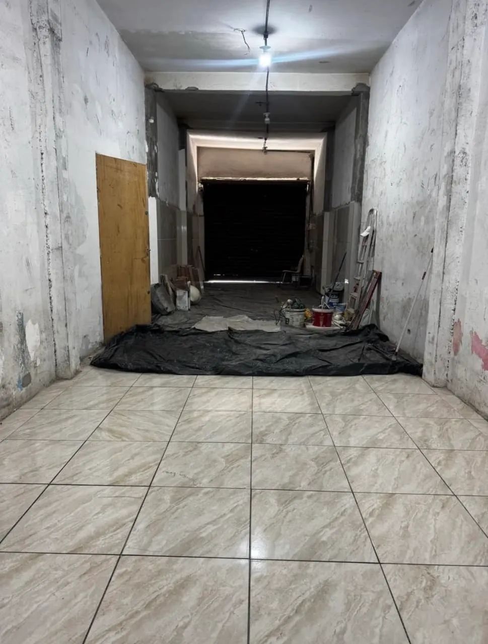 Loja na Rua Parazinho, 255  150 m² - Foto 2