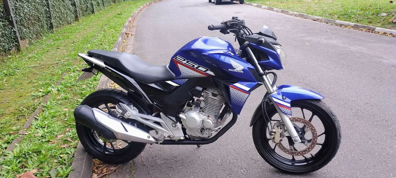 CB Twister 2022 - Foto 4