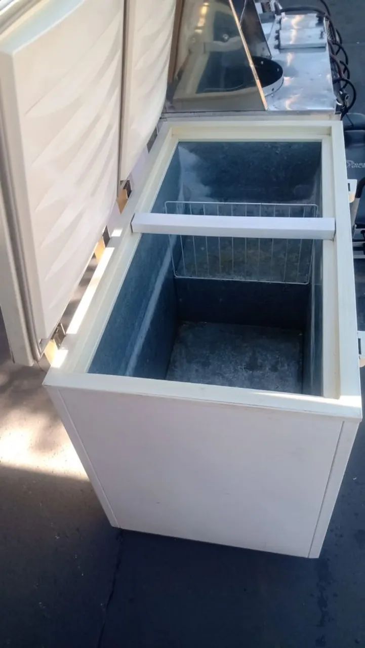 Frizer horizontal Eletrolux 400 litros  - Foto 2