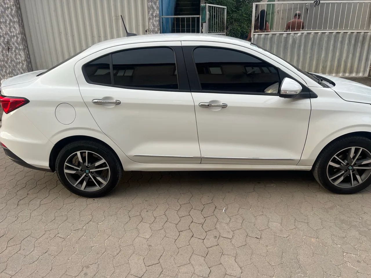 Fiat Cronos Precision 1.3 16V Flex Aut. 2024 - Foto 4