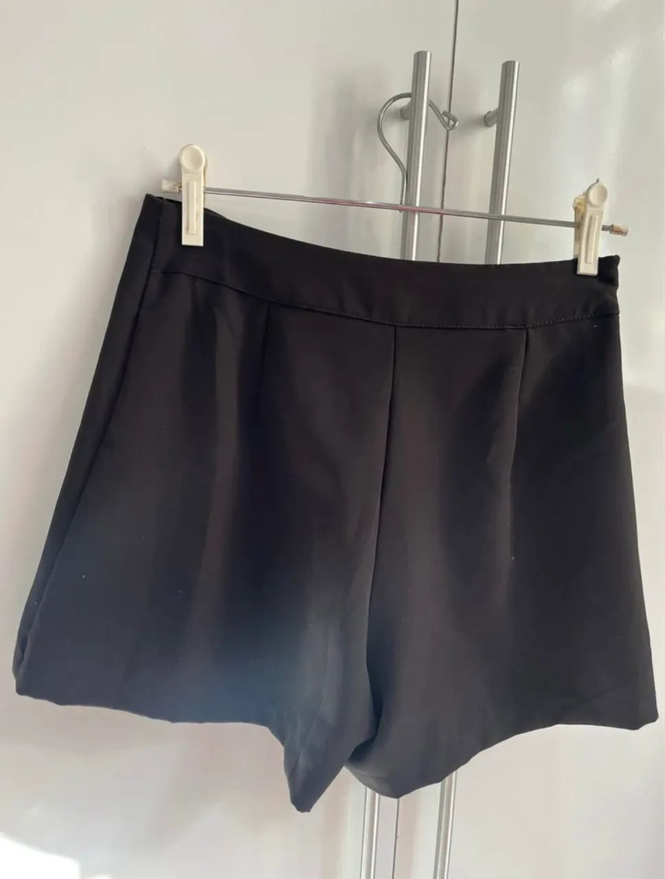 short saia preto usado 
