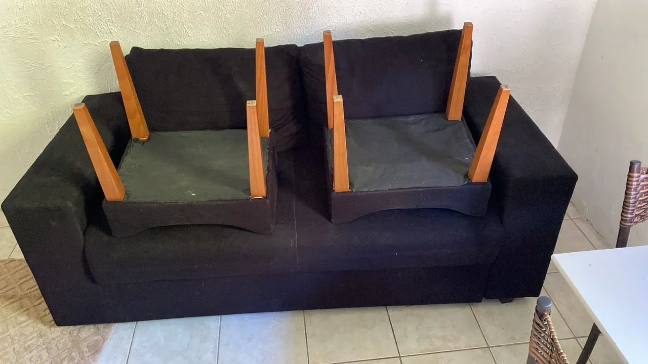 Sofá dois lugares com duas banquetas. - Foto 3