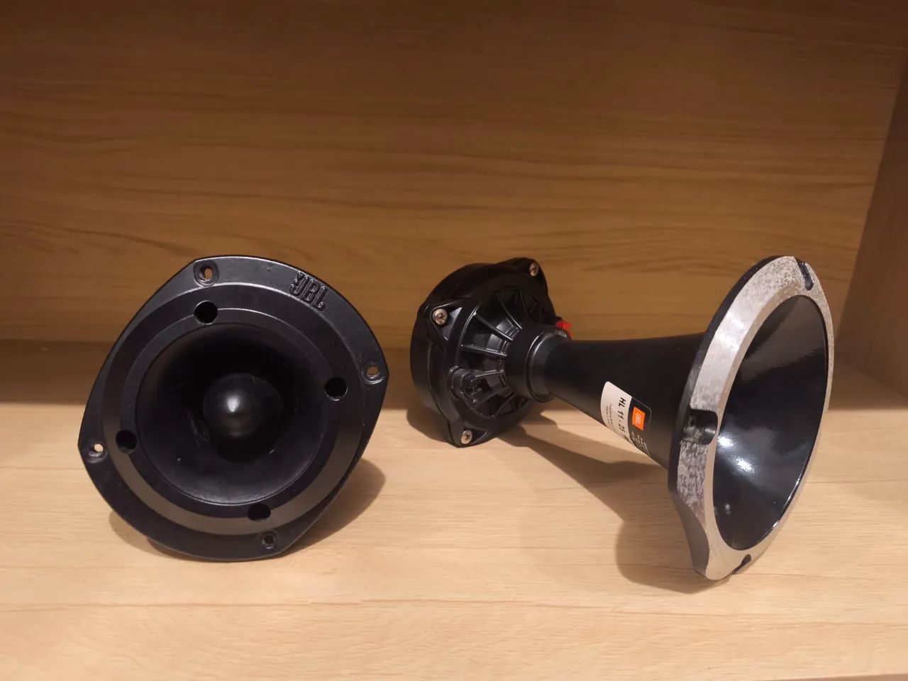 Kit Tweeter ST400BLK e Driver D260Pro JBL