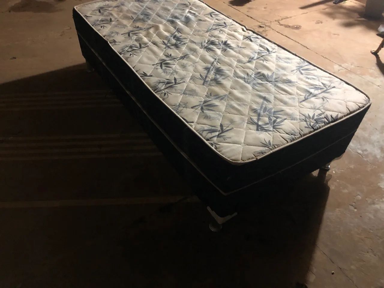 Cama de solteiro