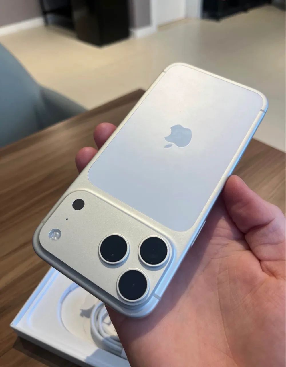 Vendo iPhone 17 pro max 256GB