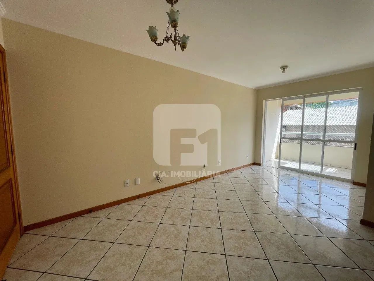 Apartamento 3 quartos semi mobiliado no Pantanal - Foto 3