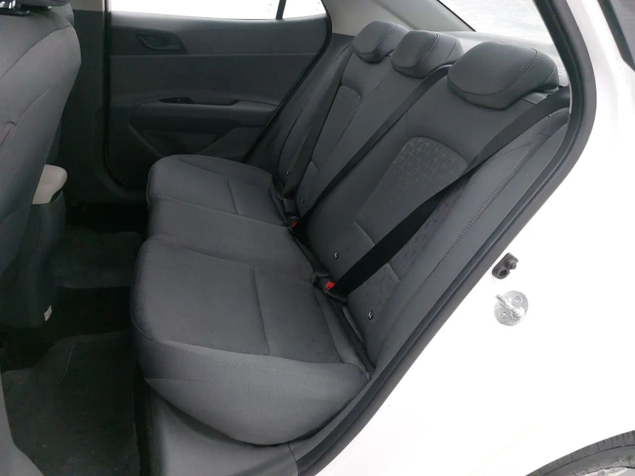 Hyundai HB20S Limited 1.0 TB Flex 12V Aut., foto 17 de 18