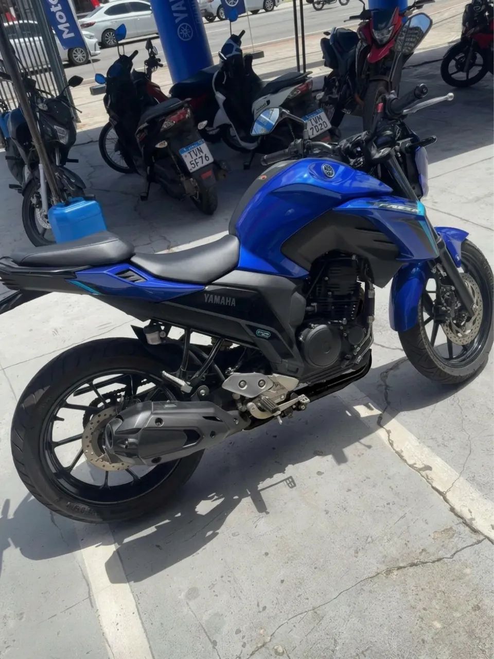 Fz25 2025 5.800km - Foto 3