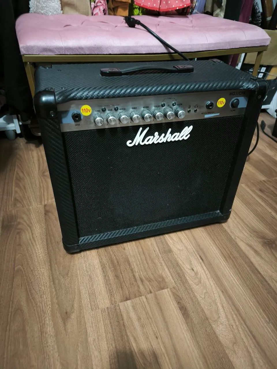 Amplificador Marshall 70w MG30CFX 