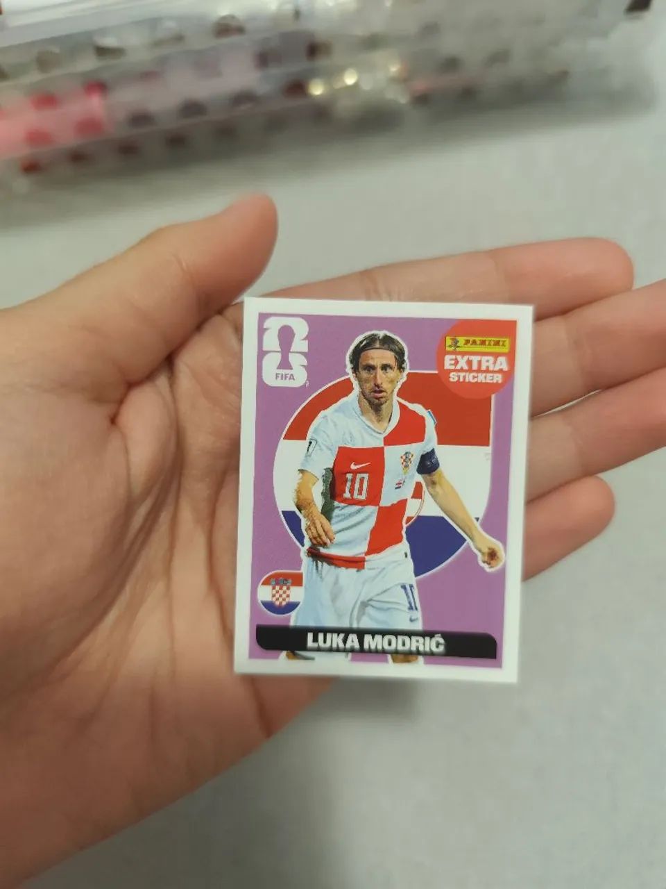 FIGURINHA EXTRA STICKER LUKA MODRI? ROXA