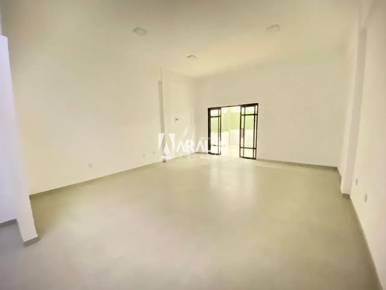 Sala comercial para alugar no Centro - Itajaí