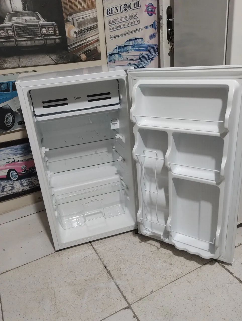 Frigobar Midea 93L novíssimo pouco uso  - Foto 2