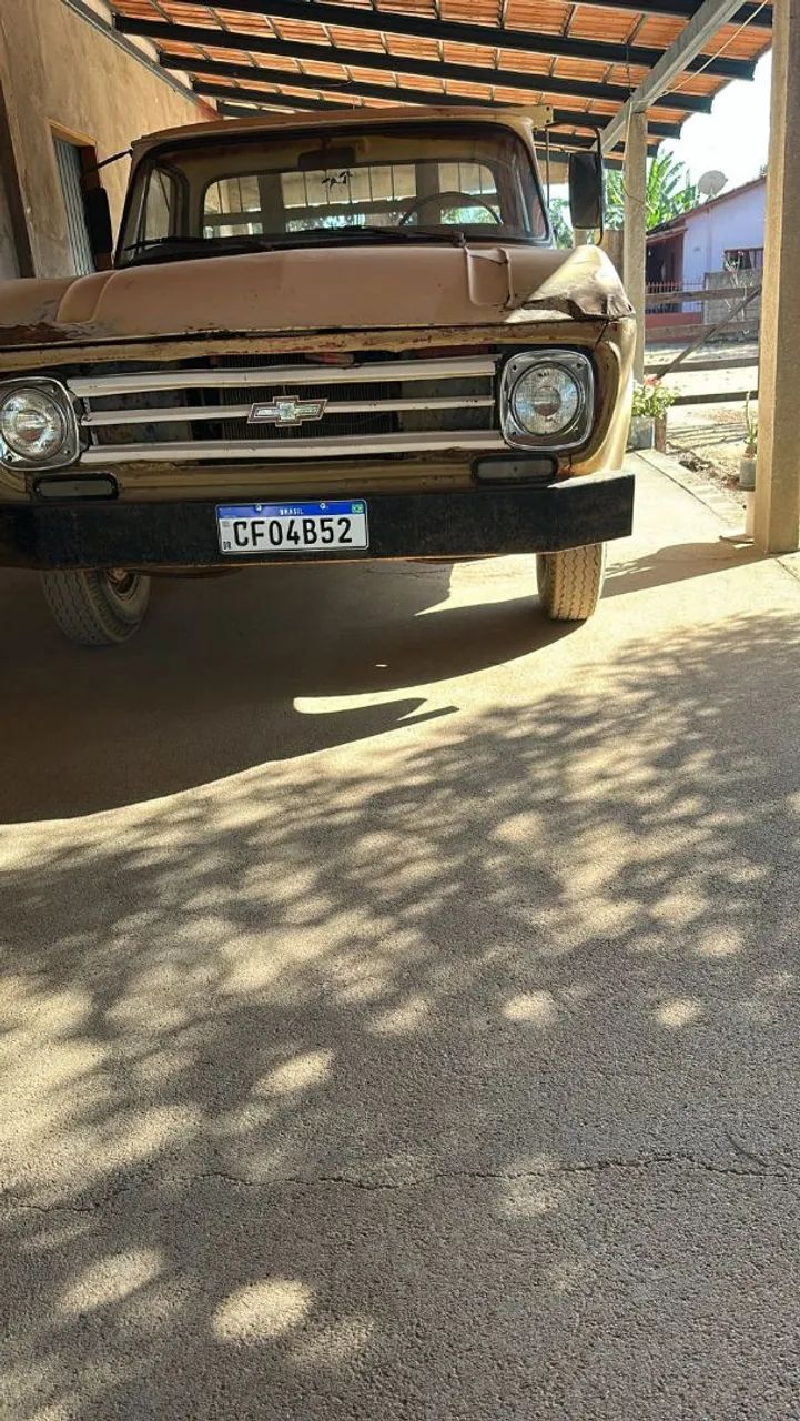 Chevrolet C-10 2.5/4.1 1974