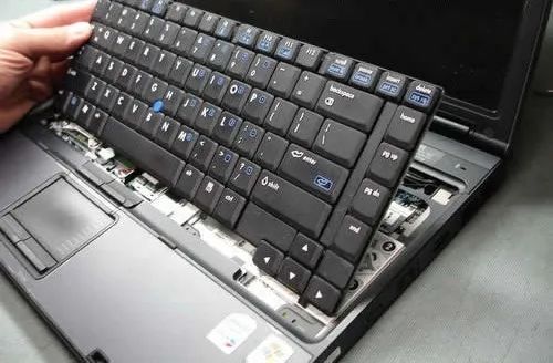SEU TECLADO ESTÁ COM PROBLEMA? NÓS TEMOS NOVO! - Foto 2