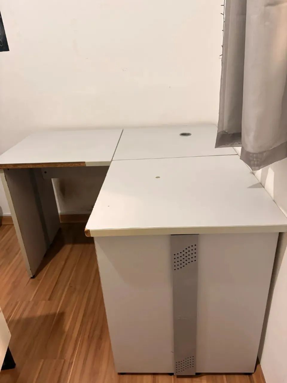 Mesa de escritório com formato em L - Foto 2
