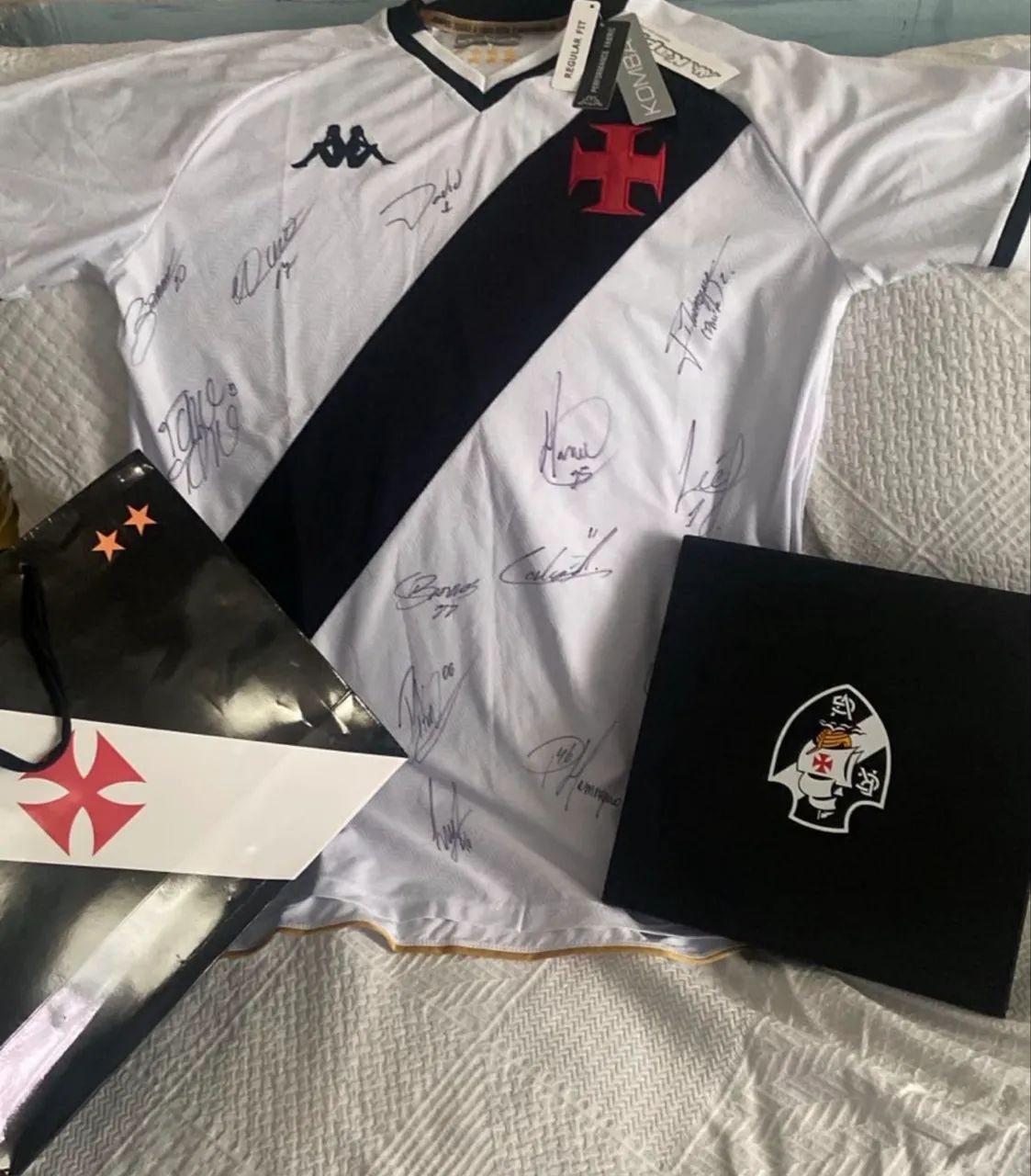 Camisa do Vasco autografada 