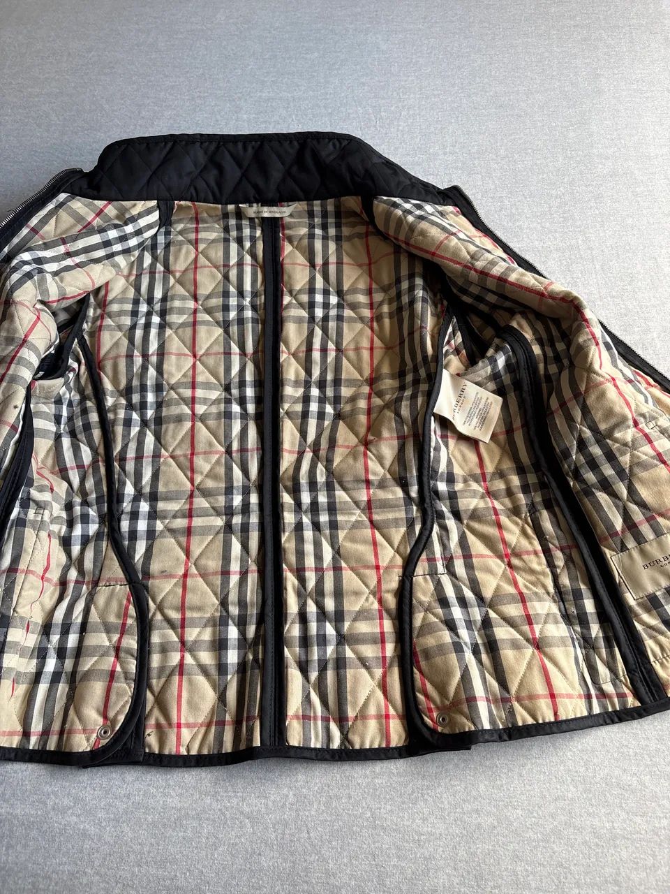 Casaquinho Burberry - Foto 3