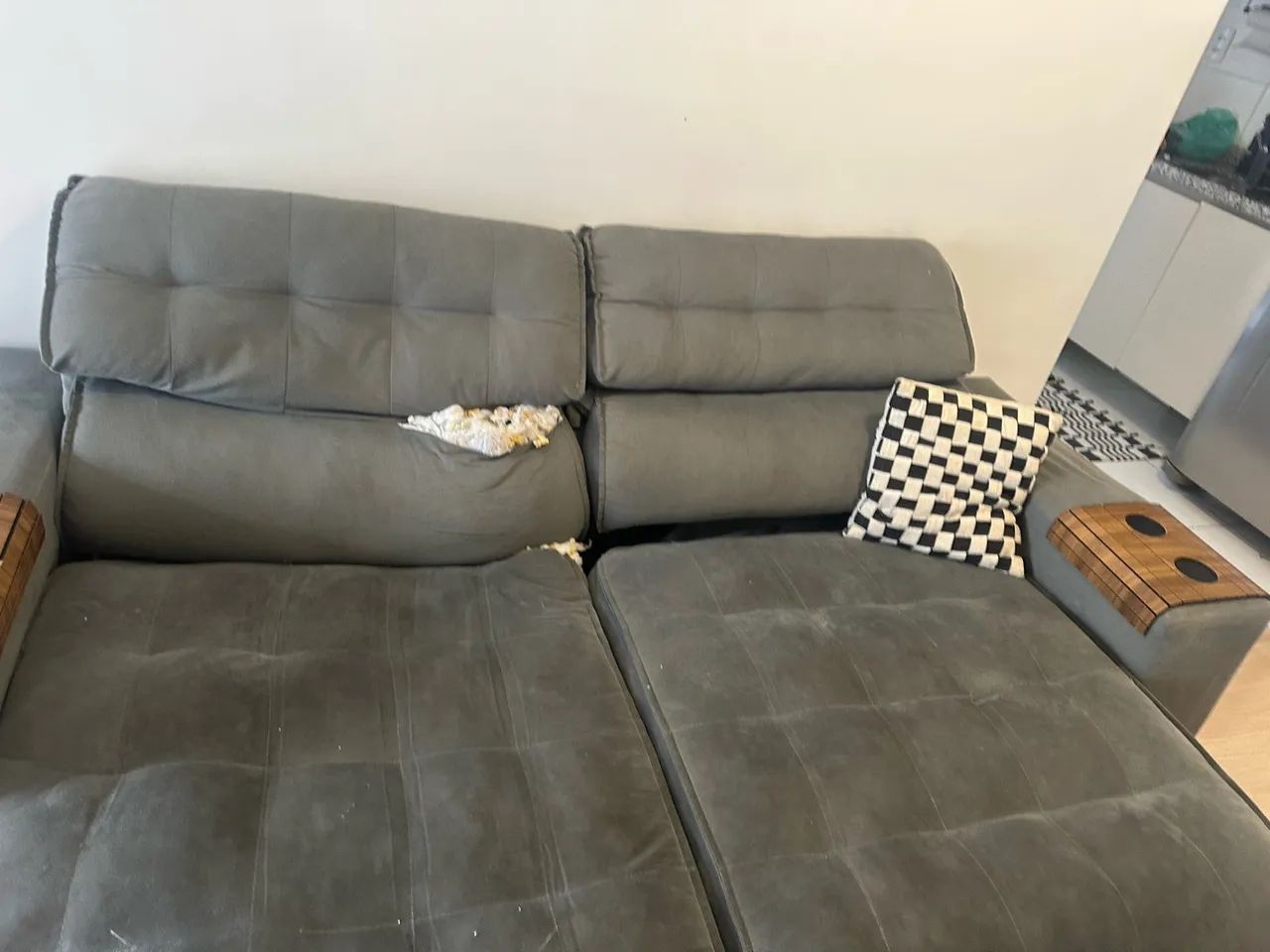 Sofá Retrátil usado - Foto 4