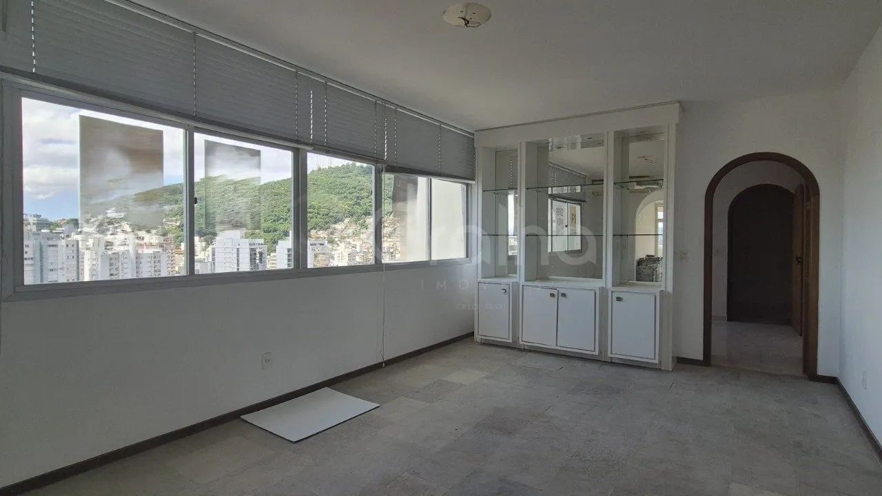 Apartamento amplo 5 dormitórios em andar alto a venda no centro - Foto 4