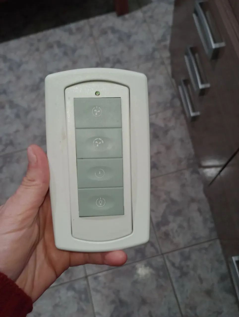Ventilador de teto e 1 de parede - Foto 2