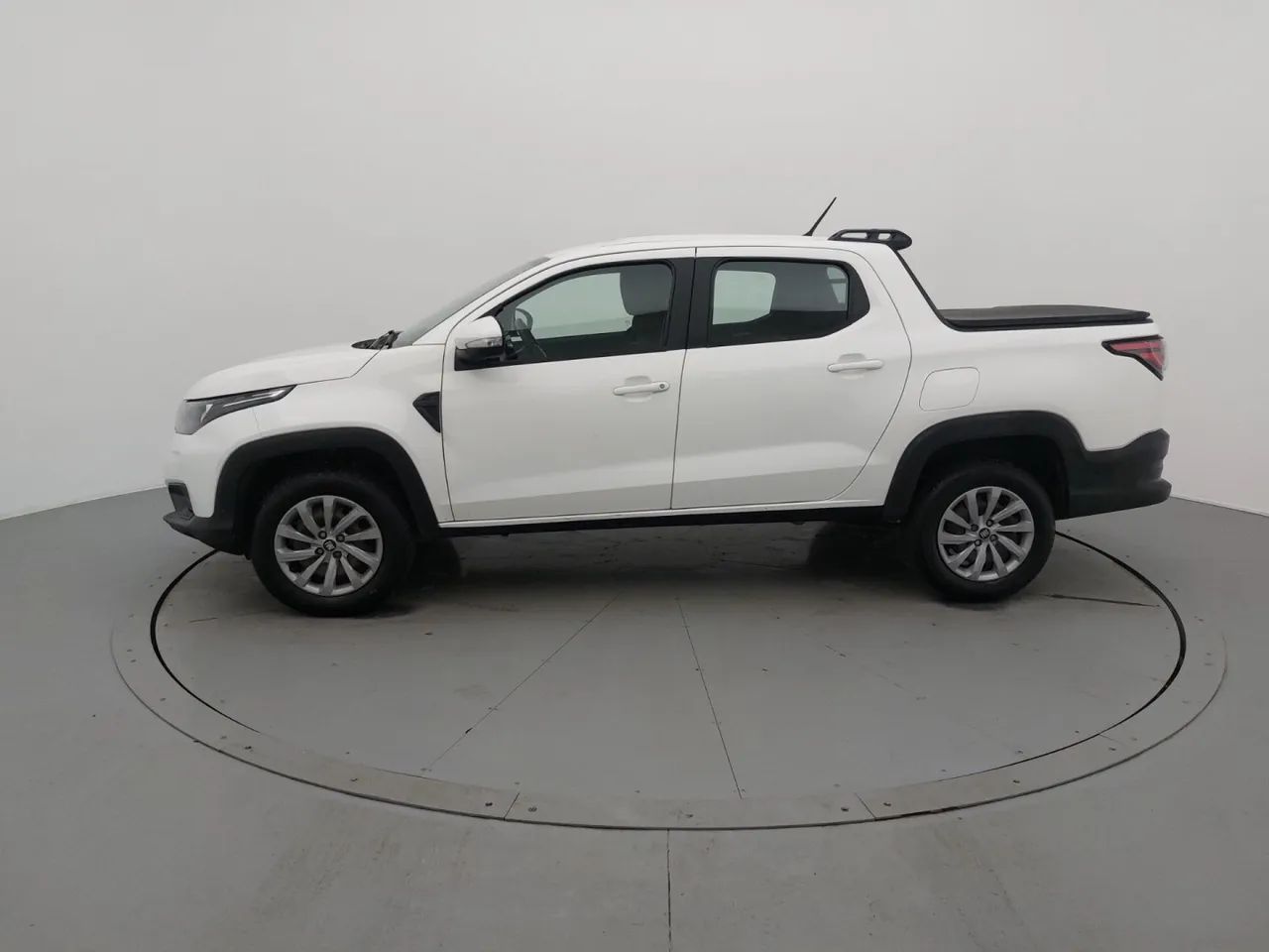 Fiat Strada Freedom 1.3 Flex 8V CD, foto 2 de 18